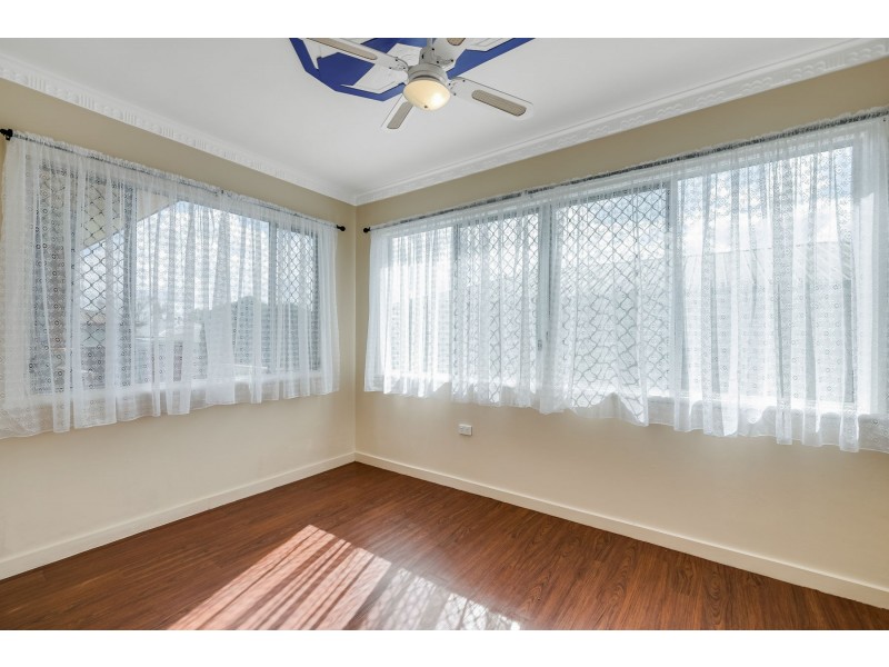23 Monash Street, Newtown QLD 4350