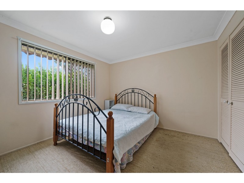 2 Claire Street, Centenary Heights QLD 4350