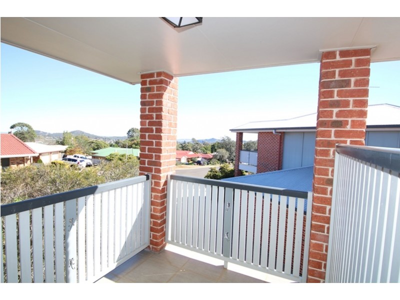 3/1 Ware Court, Darling Heights QLD 4350