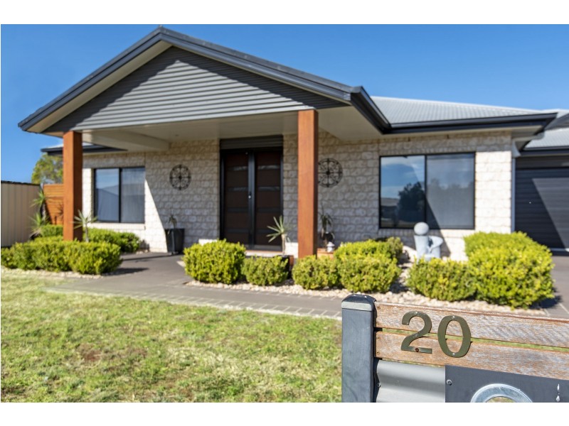 20 Wellington Street, Wyreema QLD 4352