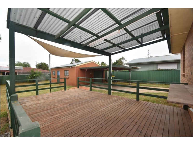 254 North Street, Rockville QLD 4350