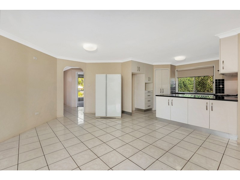 31 Station Street, Wyreema QLD 4352