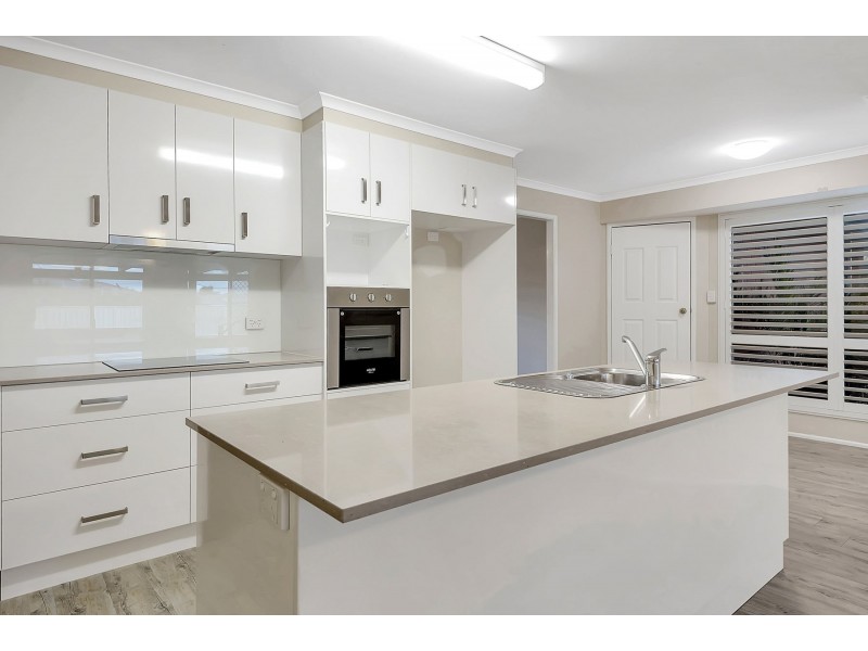 10 Joseph Street, Oakey QLD 4401