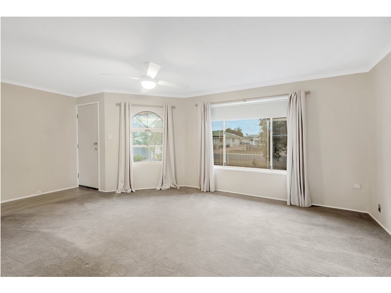 10 Joseph Street, Oakey QLD 4401