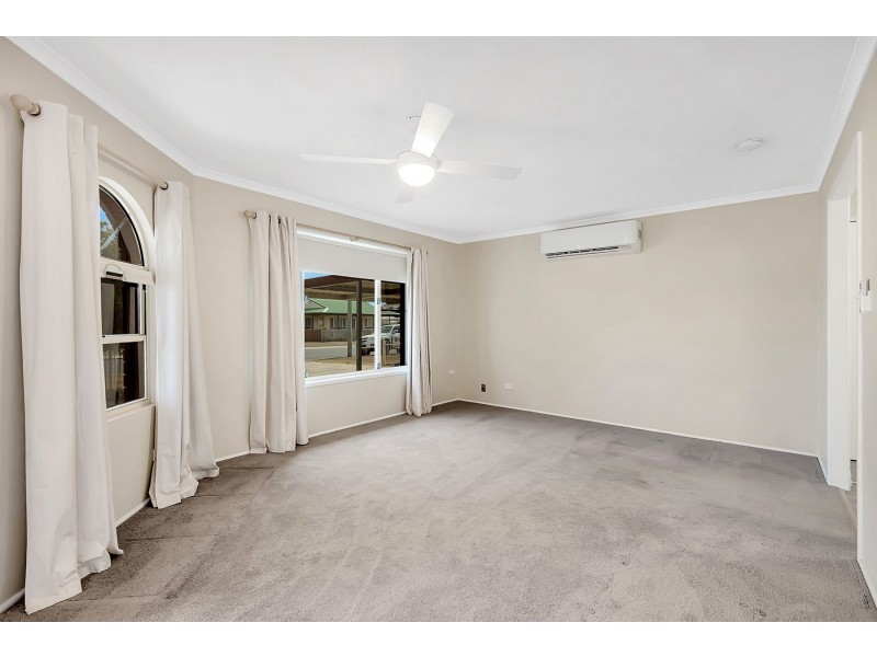 10 Joseph Street, Oakey QLD 4401