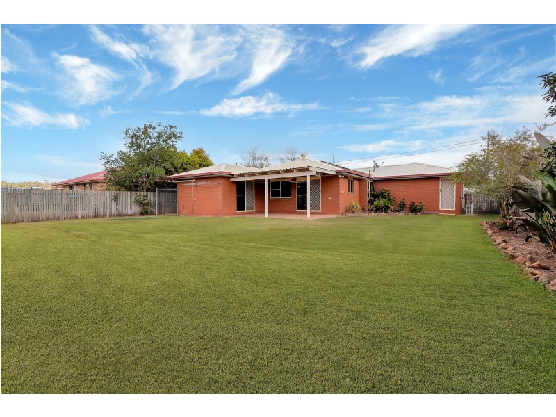 10 Joseph Street, Oakey QLD 4401
