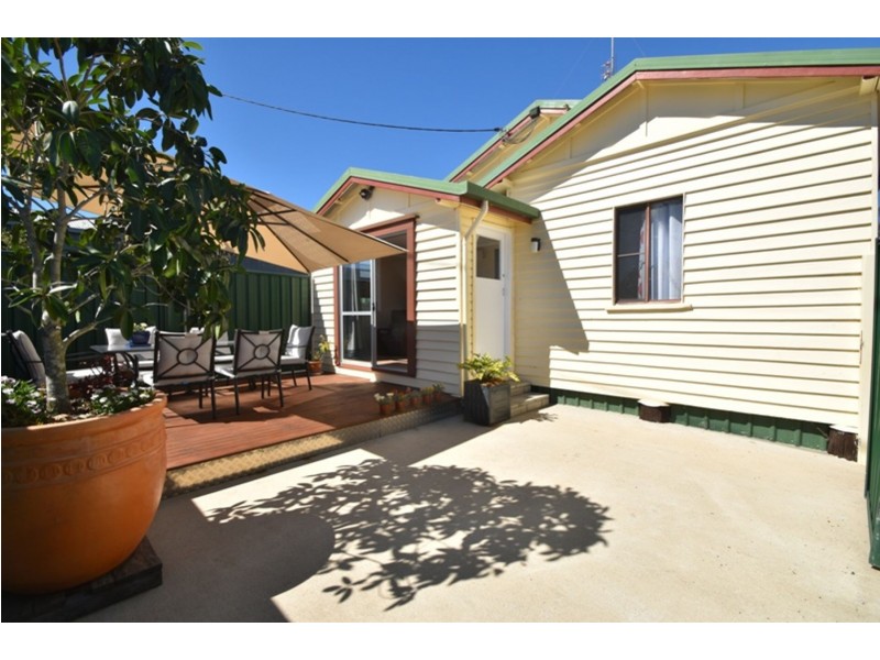 6a Dexter Street, South Toowoomba QLD 4350