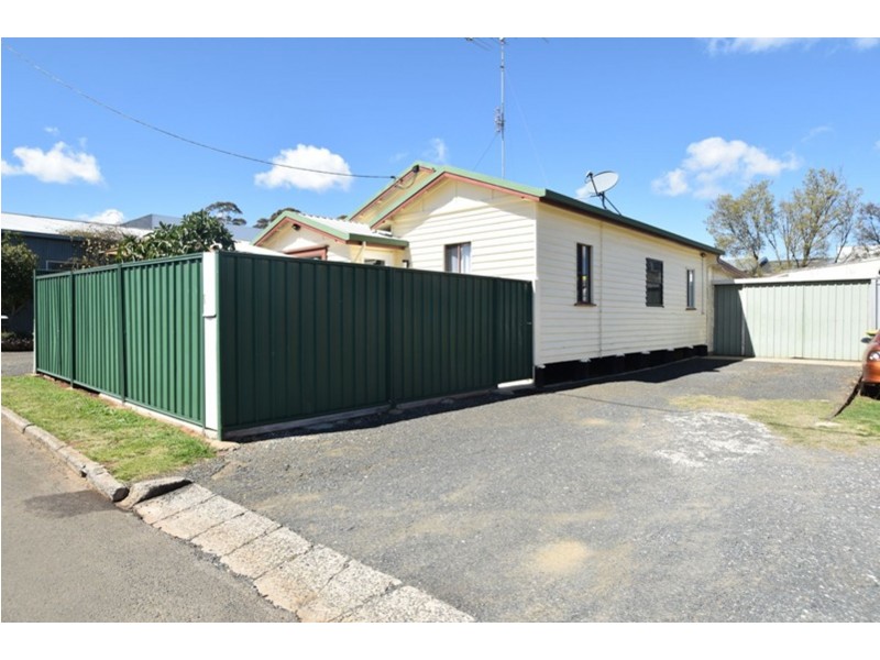 6a Dexter Street, South Toowoomba QLD 4350