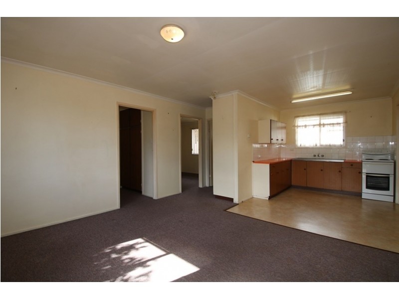 1/373 Tor Street, Wilsonton QLD 4350