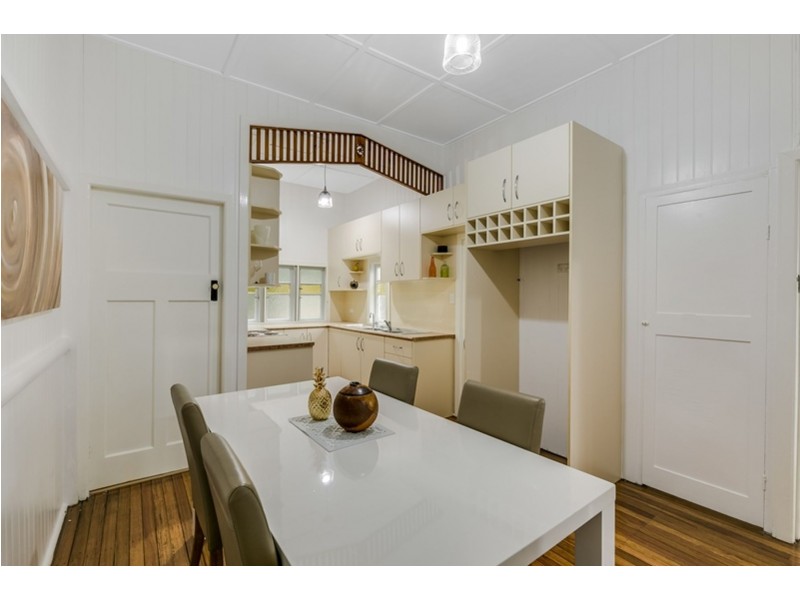 6 Perry Street, Harlaxton QLD 4350