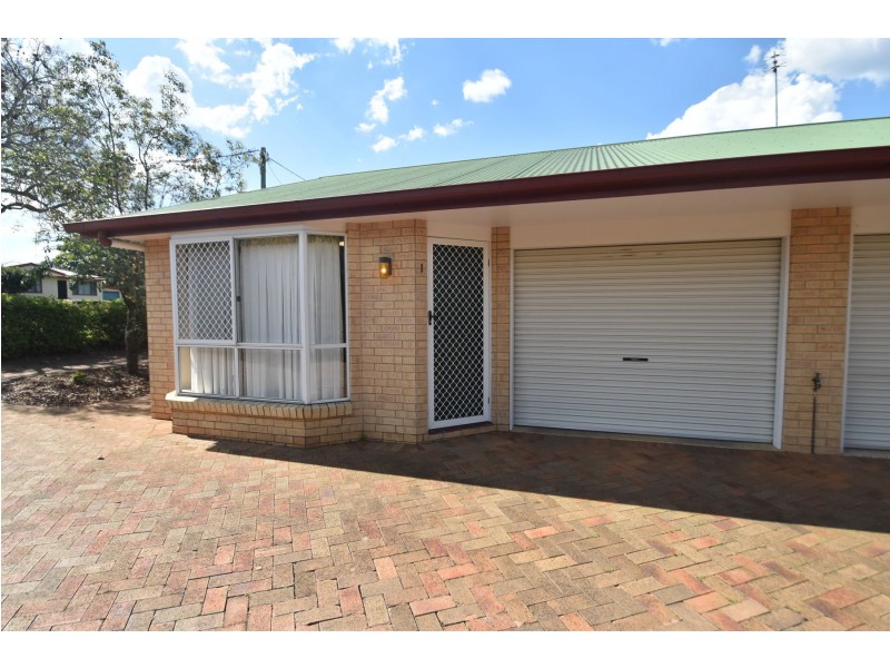 1/314 West Street, Kearneys Spring QLD 4350