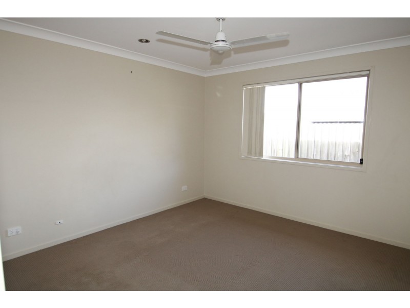 2/750 Boundary Street, Glenvale QLD 4350