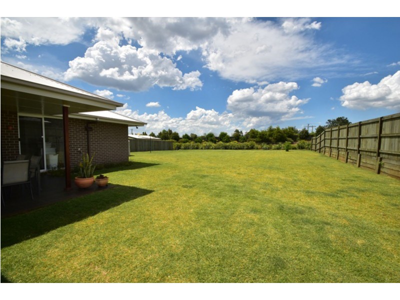48 Bennett Street, Kleinton QLD 4352