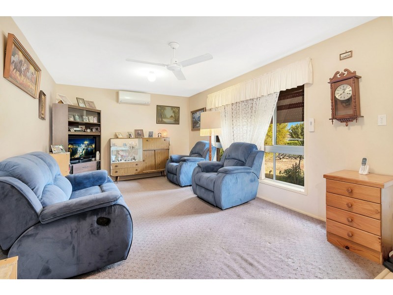 4 Georgina Court, Kingsthorpe QLD 4400