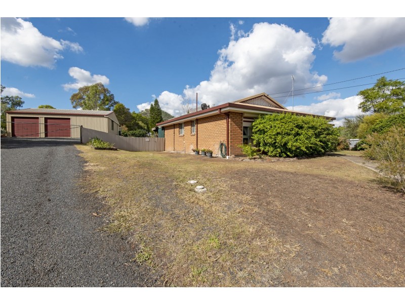 4 Georgina Court, Kingsthorpe QLD 4400