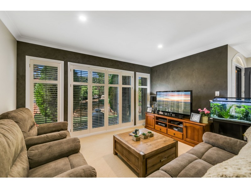 75 Bouganvillea Drive, Middle Ridge QLD 4350