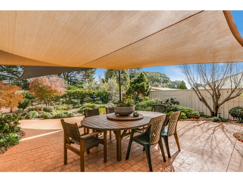 75 Bouganvillea Drive, Middle Ridge QLD 4350