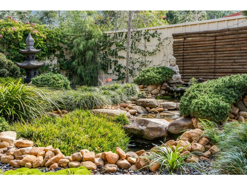75 Bouganvillea Drive, Middle Ridge QLD 4350