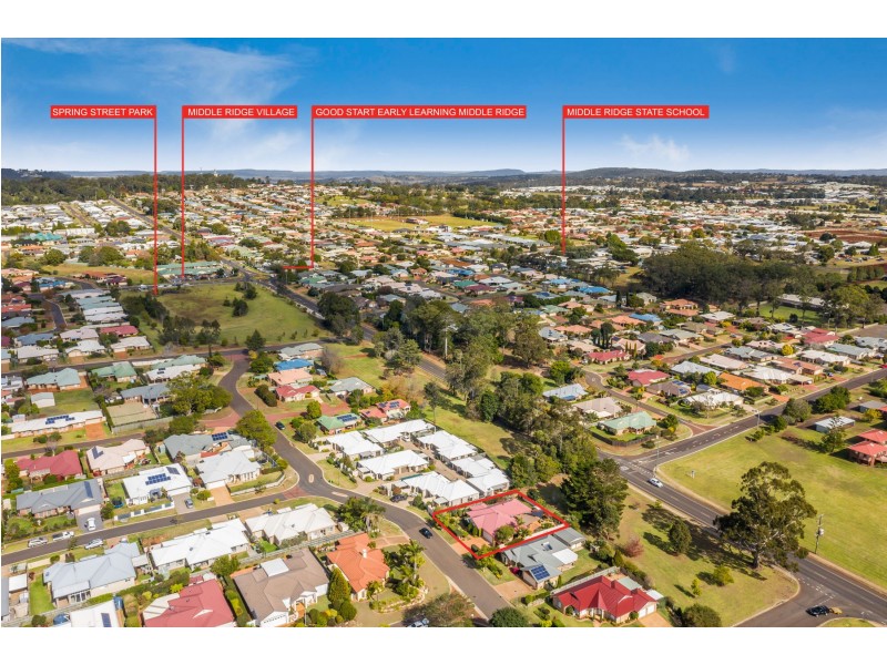 75 Bouganvillea Drive, Middle Ridge QLD 4350