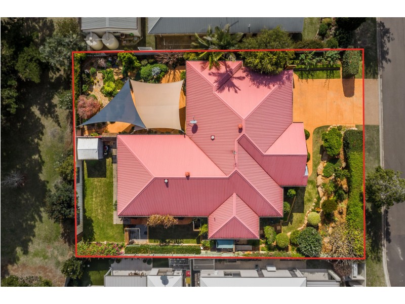 75 Bouganvillea Drive, Middle Ridge QLD 4350
