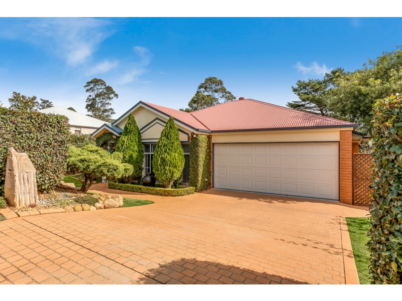 75 Bouganvillea Drive, Middle Ridge QLD 4350