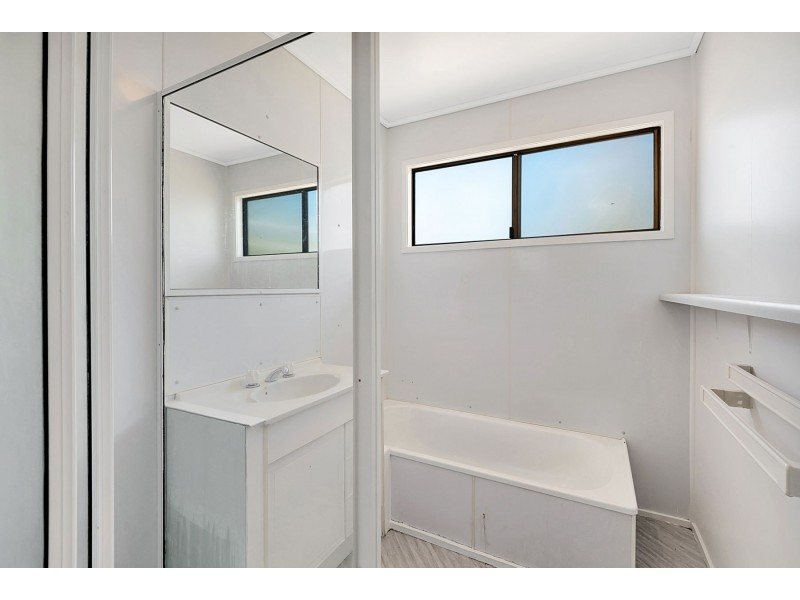 3 Bell Street, Greenmount QLD 4359