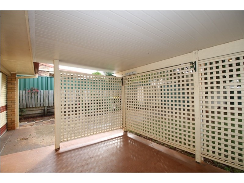 37 Riethmuller Street, Kearneys Spring QLD 4350