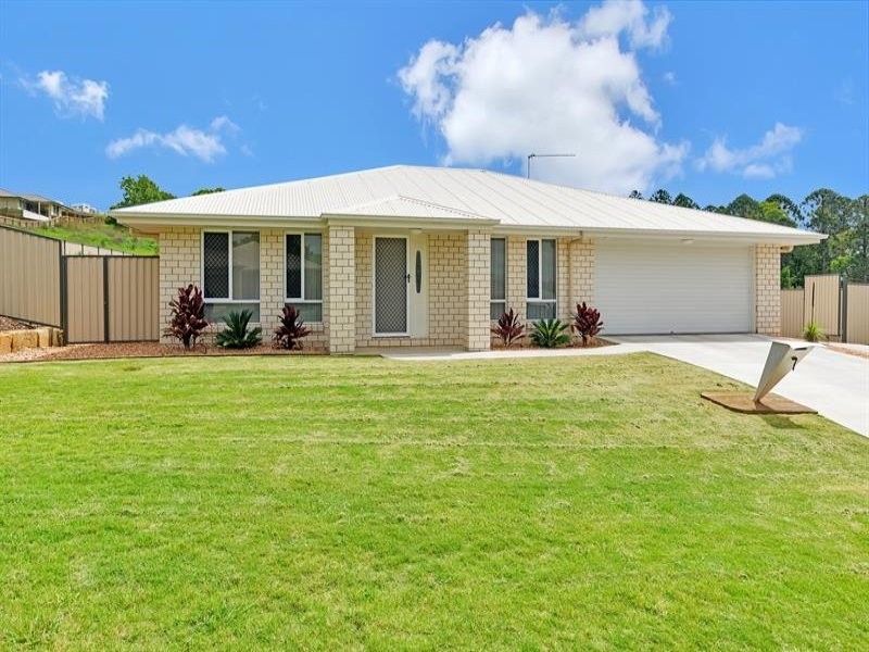 7 Alpine Court, Cranley QLD 4350