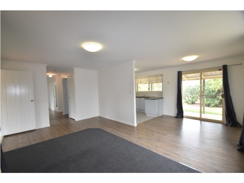 6 Lawmere Court, Kingsthorpe QLD 4400