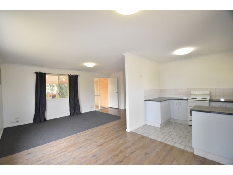 6 Lawmere Court, Kingsthorpe QLD 4400