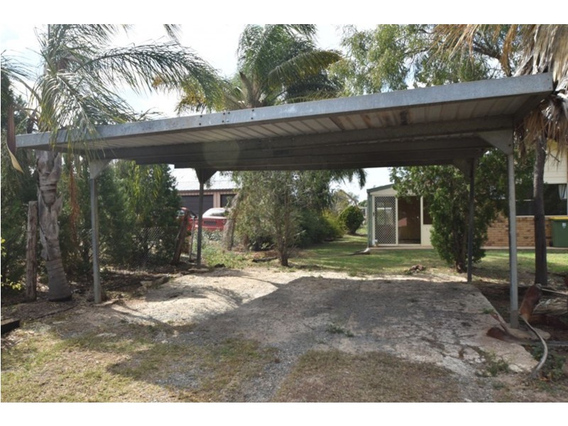 6 Lawmere Court, Kingsthorpe QLD 4400