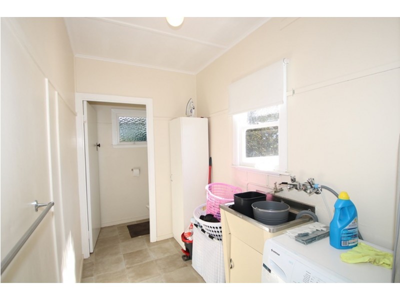 89 Hill Street, Newtown QLD 4350