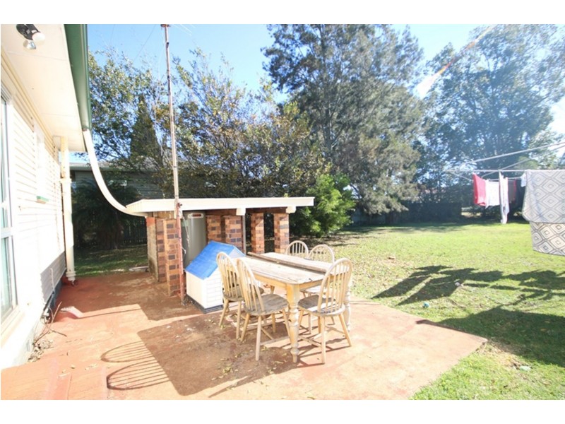 89 Hill Street, Newtown QLD 4350