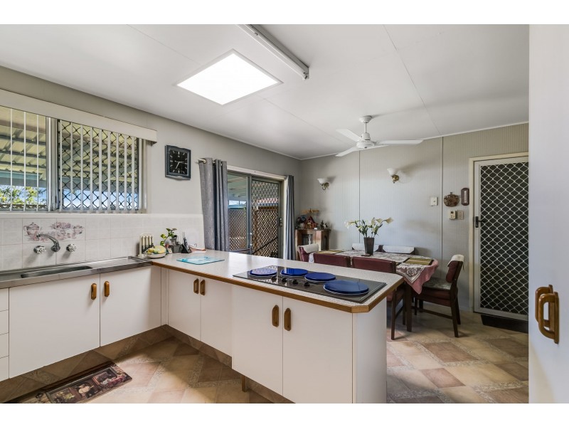 52 Fitzpatrick Street, Wilsonton QLD 4350