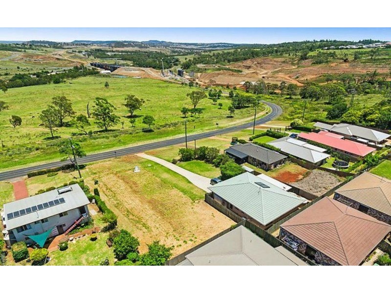 284 Goombungee Road, Harlaxton QLD 4350