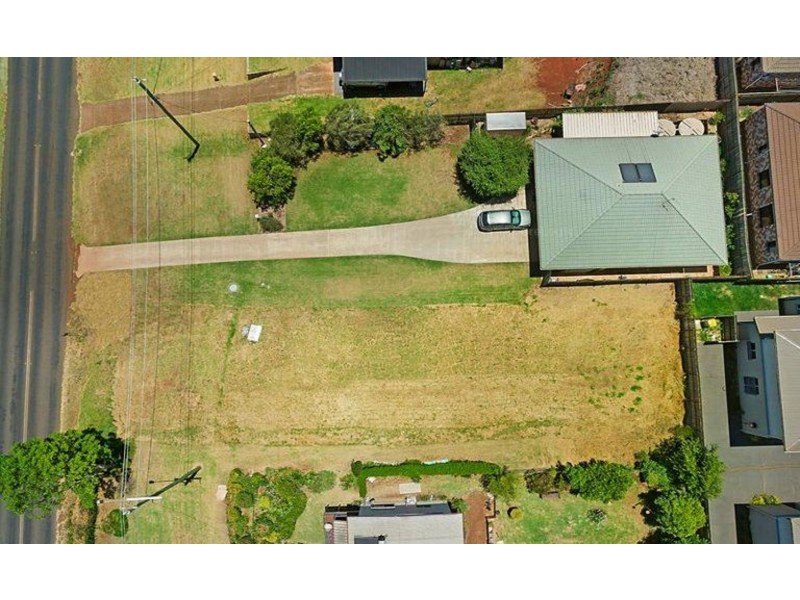 284 Goombungee Road, Harlaxton QLD 4350