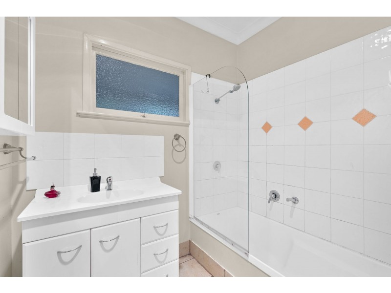 7 Dodd Street, Newtown QLD 4350