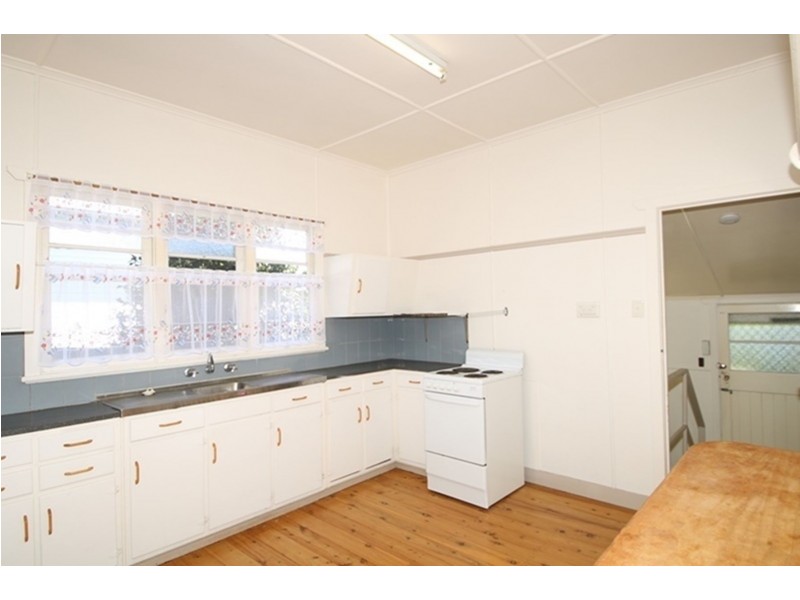 23 Tolmie Street, South Toowoomba QLD 4350