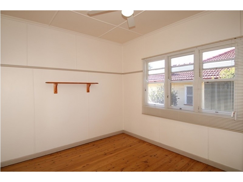 23 Tolmie Street, South Toowoomba QLD 4350