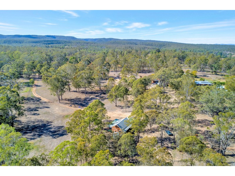 771 Murphys Creek Road, Upper Lockyer QLD 4352