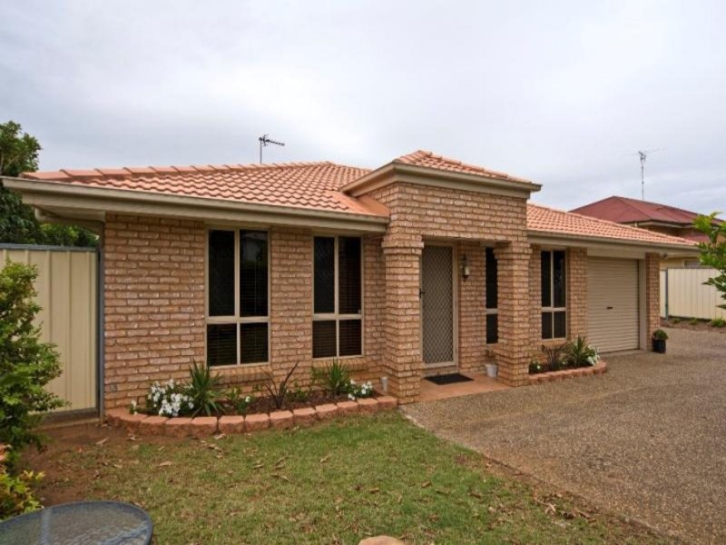 1/287a Bridge Street, Newtown QLD 4350