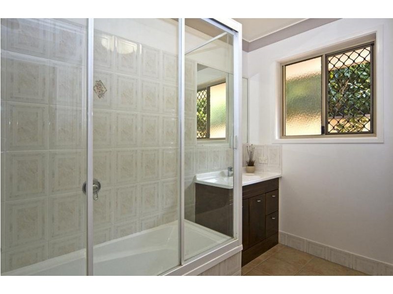 1/287a Bridge Street, Newtown QLD 4350