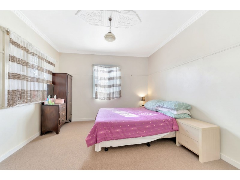 104 Water Street, South Toowoomba QLD 4350