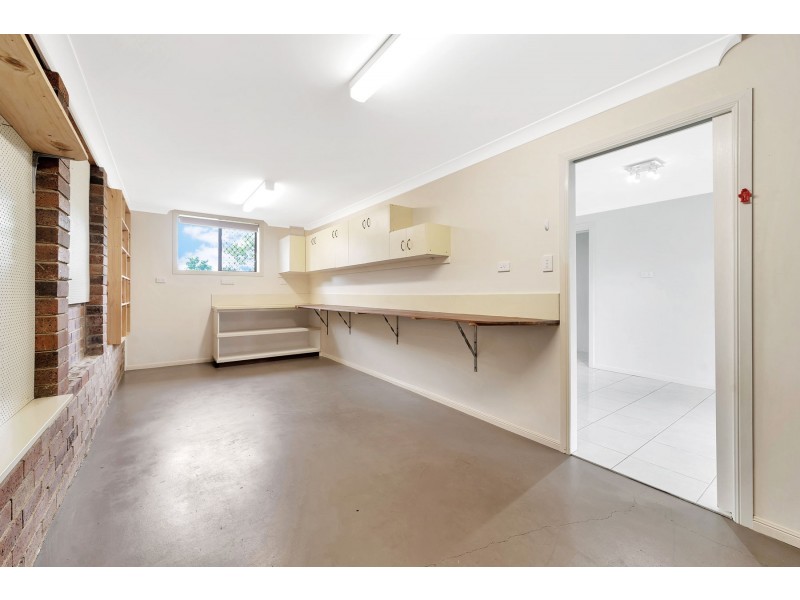 9 Diane Court, Centenary Heights QLD 4350