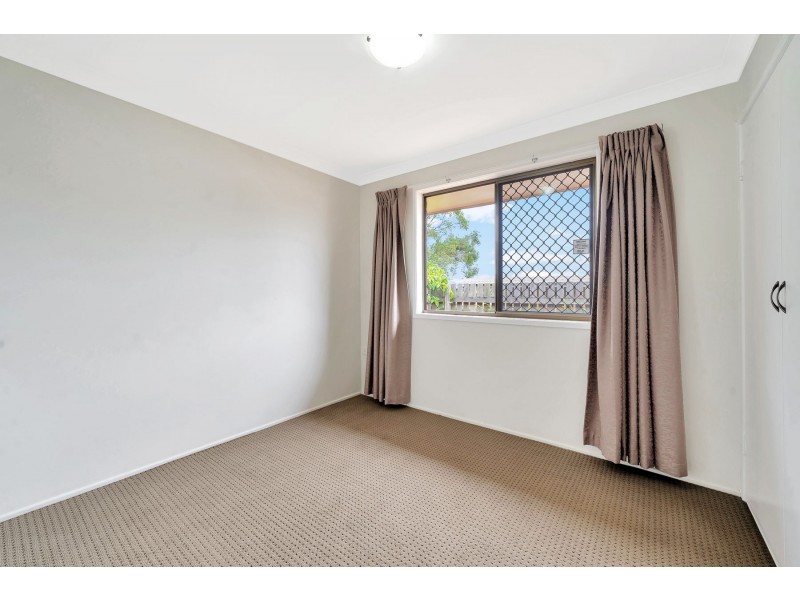 9 Diane Court, Centenary Heights QLD 4350