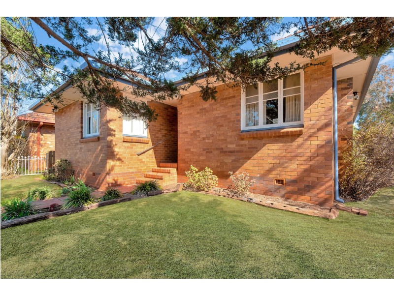 25 Justin Street, Harristown QLD 4350