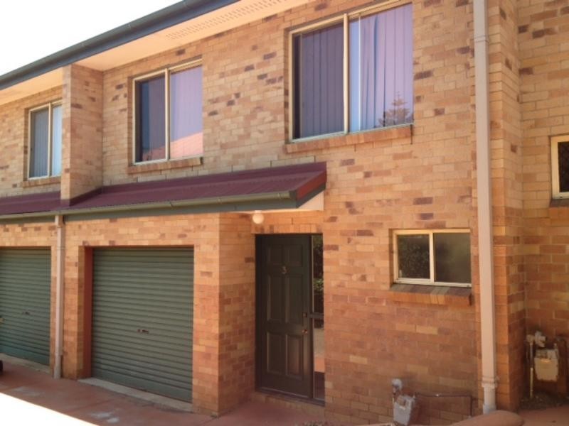 3/248 James Street, Harristown QLD 4350