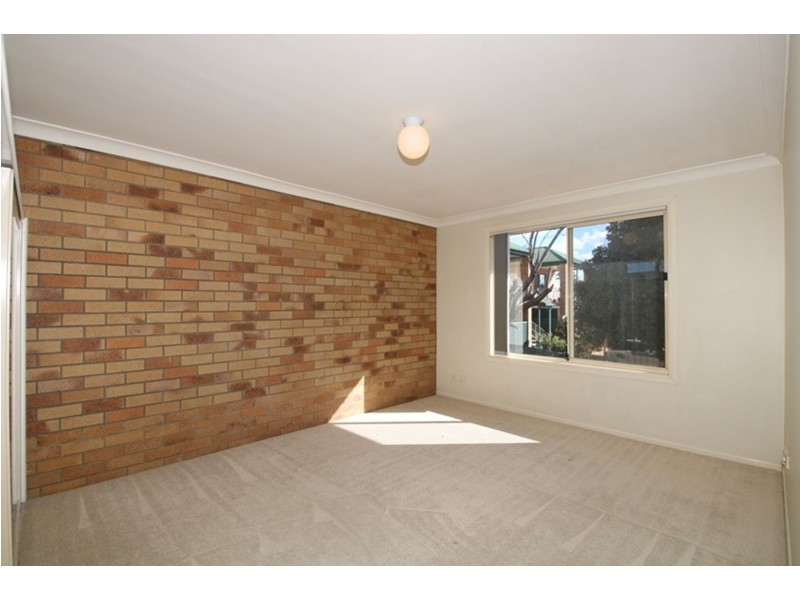 3/248 James Street, Harristown QLD 4350