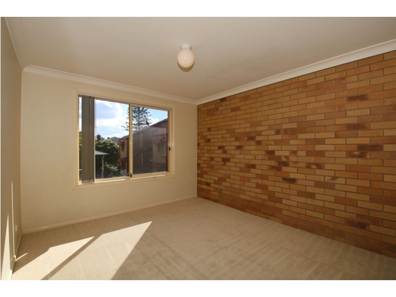 3/248 James Street, Harristown QLD 4350