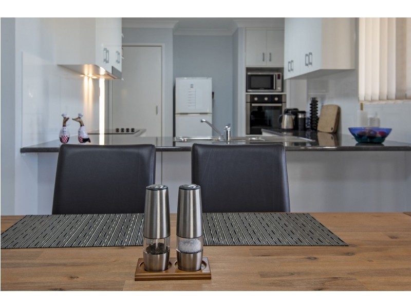 94 Kearney Street, Kearneys Spring QLD 4350